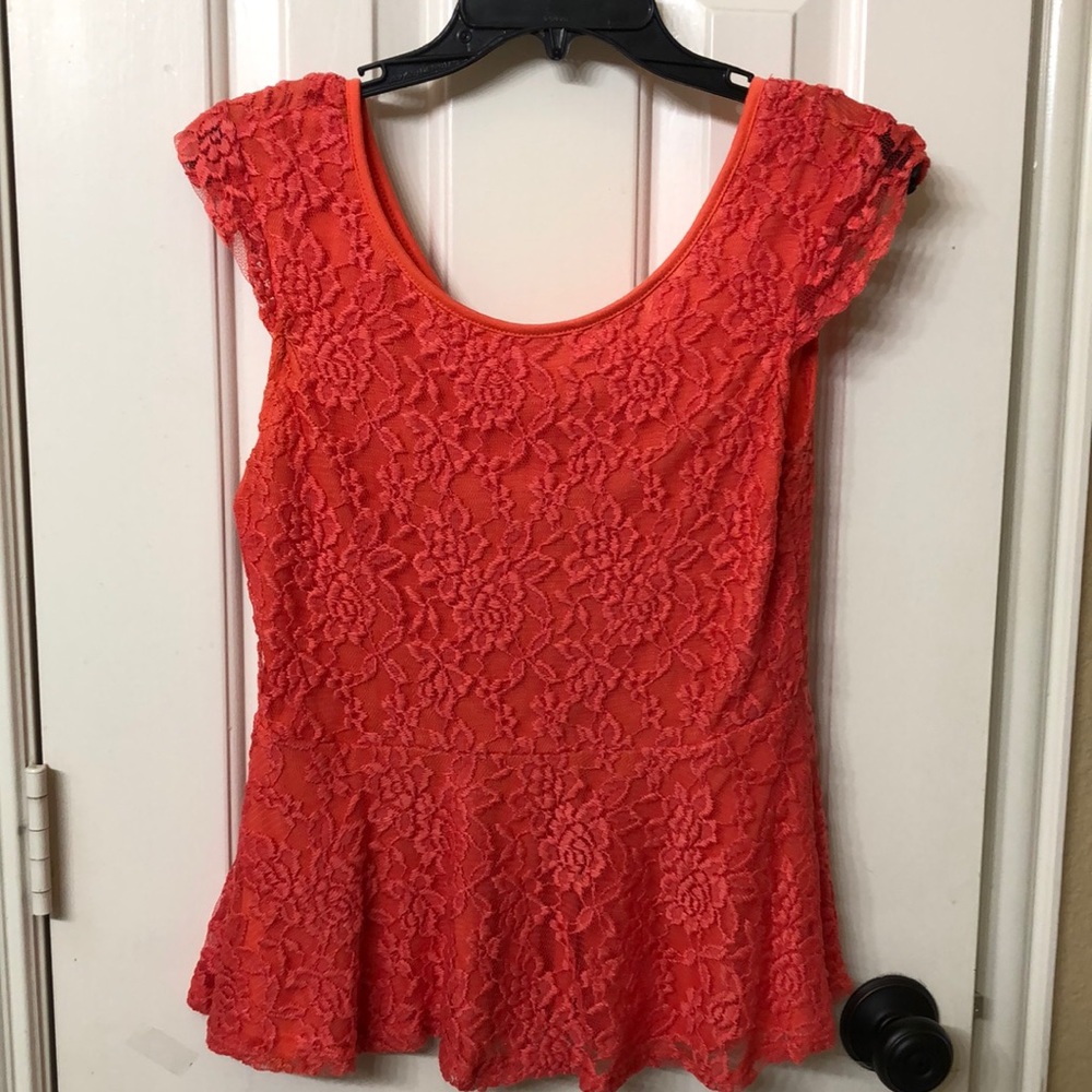 Coral pleplum top